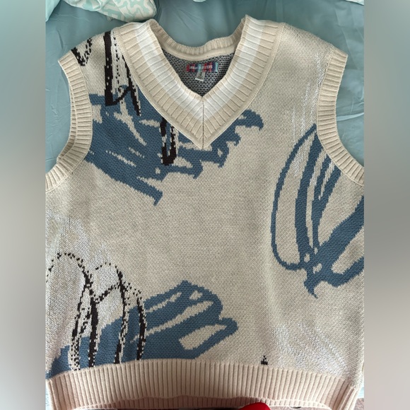urban outfitters sweater vest - Picture 2 of 2